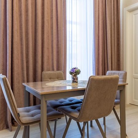 Ks Apartments Милано Екстериор снимка
